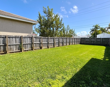 222 Se 2nd Terrace - Photo Thumbnail 39