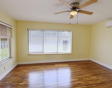 222 Se 2nd Terrace - Photo Thumbnail 35