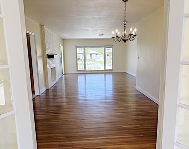 222 Se 2nd Terrace - Photo Thumbnail 36