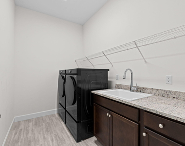 5627 Opal Drive - Photo Thumbnail 37