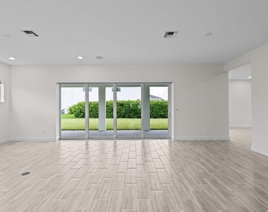 5627 Opal Drive - Photo Thumbnail 6