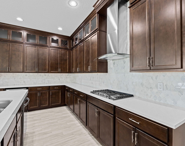 5627 Opal Drive - Photo Thumbnail 11
