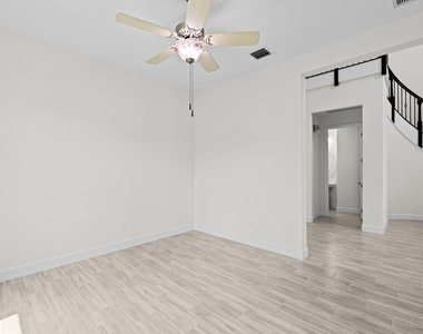 5627 Opal Drive - Photo Thumbnail 19