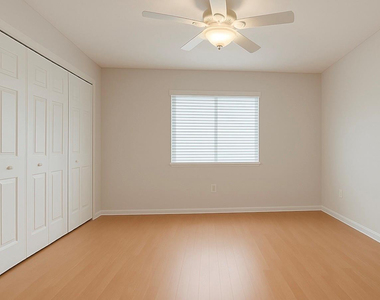 3500 Coral Way - Photo Thumbnail 3