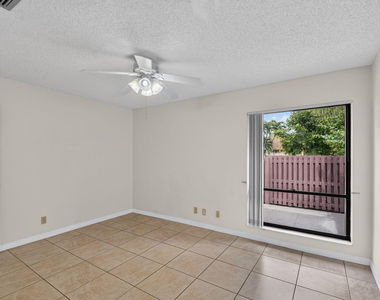 604 Sea Pine Way - Photo Thumbnail 28