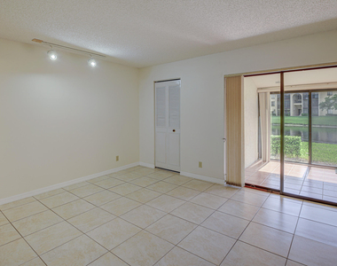 604 Sea Pine Way - Photo Thumbnail 23