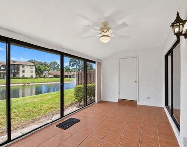 604 Sea Pine Way - Photo Thumbnail 34