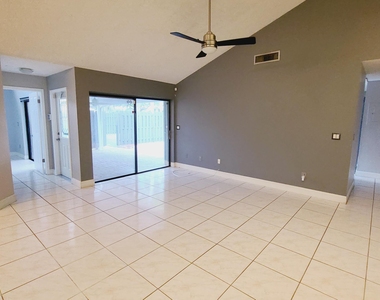 1188 Shibumy Circle - Photo Thumbnail 2