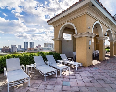 403 S Sapodilla Avenue - Photo Thumbnail 13