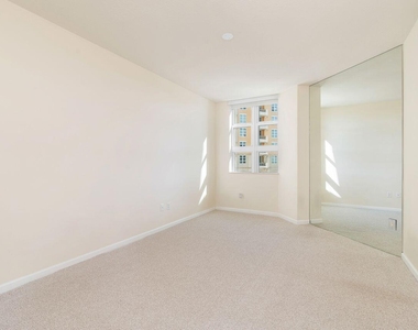 403 S Sapodilla Avenue - Photo Thumbnail 6