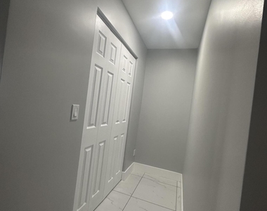 1232 Easter Avenue - Photo Thumbnail 10