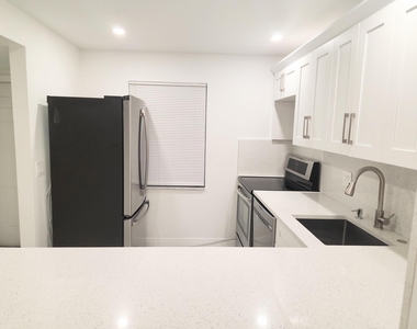 14790 Bonaire Boulevard - Photo Thumbnail 2