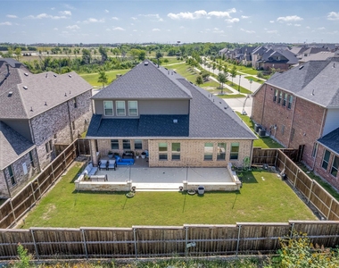 16931 Maple Bend Drive - Photo Thumbnail 27
