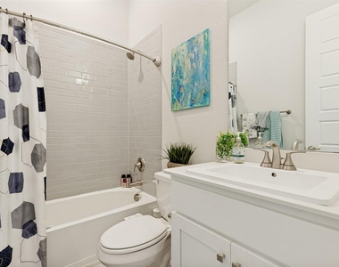 16931 Maple Bend Drive - Photo Thumbnail 24