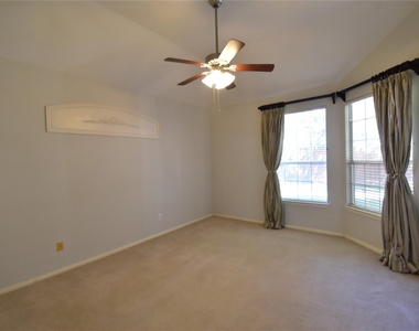 1109 Shadow Lakes Boulevard - Photo Thumbnail 16