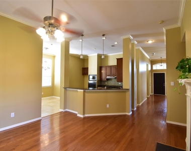 1109 Shadow Lakes Boulevard - Photo Thumbnail 13