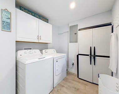 238 Corsair Avenue - Photo Thumbnail 37