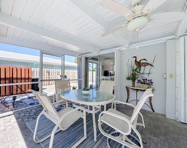 238 Corsair Avenue - Photo Thumbnail 40