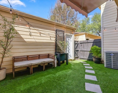1955 Shorewood Drive - Photo Thumbnail 24