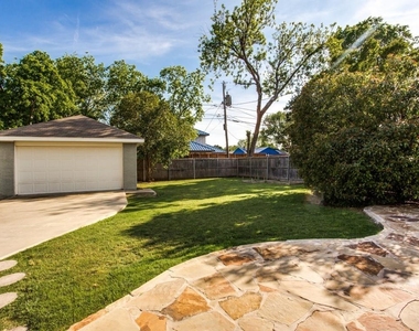 4918 Thrush Street - Photo Thumbnail 20