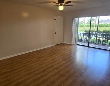 9785 Pineapple Tree Drive - Photo Thumbnail 6