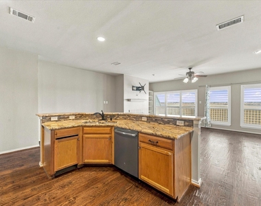 1806 Signal Ridge Place - Photo Thumbnail 11