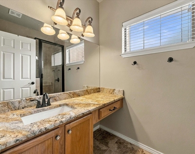 1806 Signal Ridge Place - Photo Thumbnail 14
