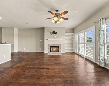 1806 Signal Ridge Place - Photo Thumbnail 6