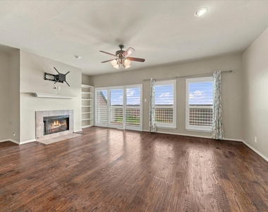 1806 Signal Ridge Place - Photo Thumbnail 8