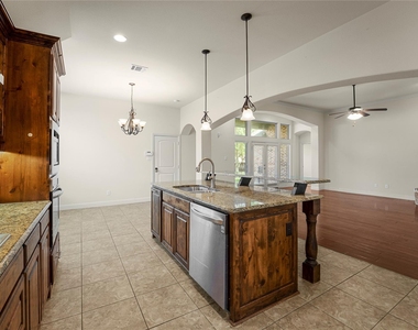 12848 Walnut Ridge Drive - Photo Thumbnail 4