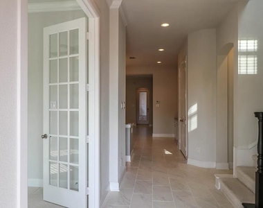 1145 Water Street - Photo Thumbnail 2