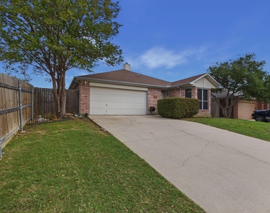 3014 Highridge Trail - Photo Thumbnail 2