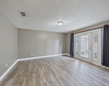 3014 Highridge Trail - Photo Thumbnail 20