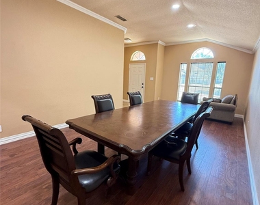 5505 Alta Verde Circle - Photo Thumbnail 4