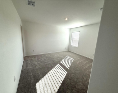 7905 Clements Street - Photo Thumbnail 4