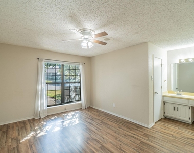 1515 Cherrycrest Street - Photo Thumbnail 13