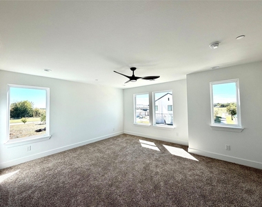 8902 Lowell Street - Photo Thumbnail 15