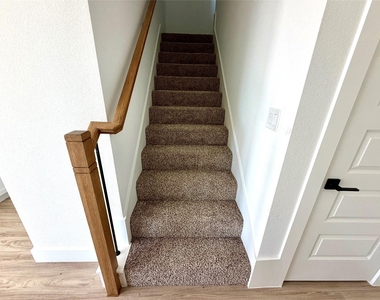 8902 Lowell Street - Photo Thumbnail 9
