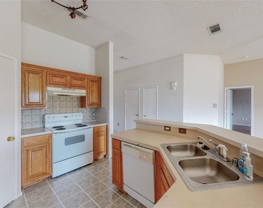 1720 Treasure Cay Drive - Photo Thumbnail 6