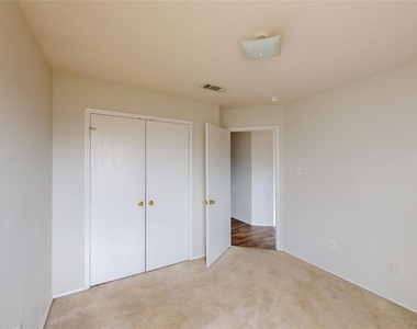 1720 Treasure Cay Drive - Photo Thumbnail 17