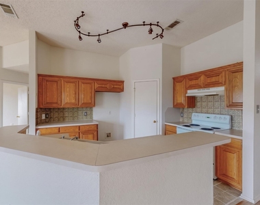1720 Treasure Cay Drive - Photo Thumbnail 2