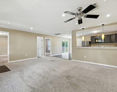 7243 Ash Street - Photo Thumbnail 11