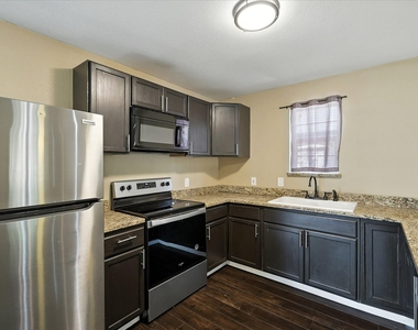 7243 Ash Street - Photo Thumbnail 13