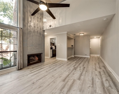 18240 Midway Road - Photo Thumbnail 3