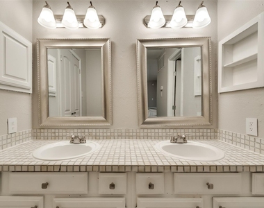 18240 Midway Road - Photo Thumbnail 19