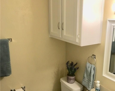 5804 Chadsford Court - Photo Thumbnail 13