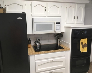 5804 Chadsford Court - Photo Thumbnail 7