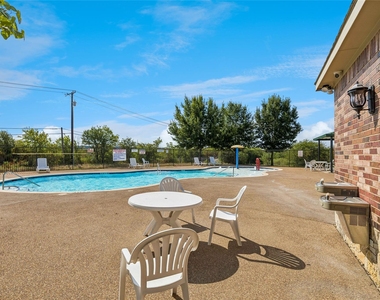 513 Leeward Lane - Photo Thumbnail 22