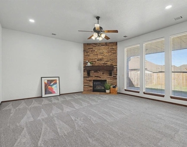 2709 Sw 97th Court - Photo Thumbnail 3