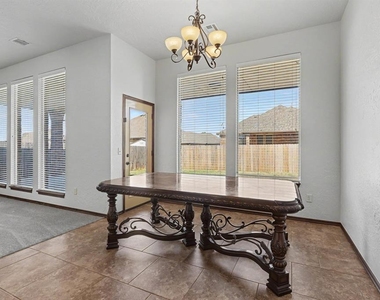 2709 Sw 97th Court - Photo Thumbnail 12
